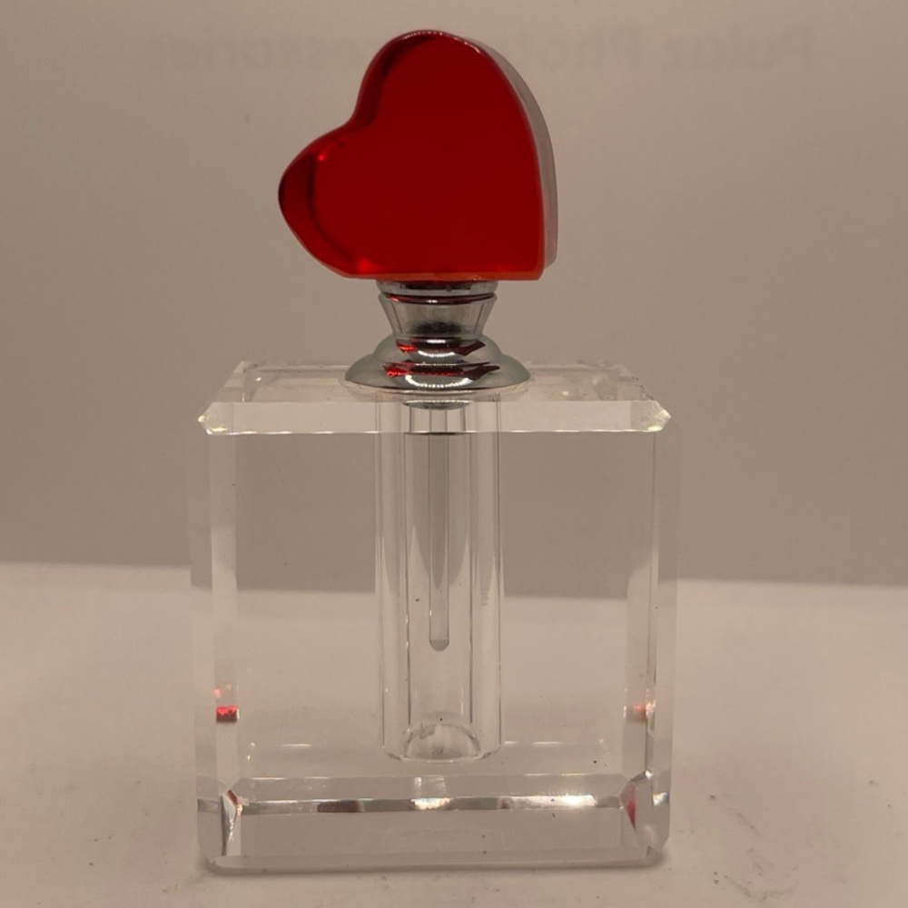 ❤️“OLEG CASSINI” CRYSTAL PERFUME BOTTLE with HEART ❤️ STOPPER/DABBER signed